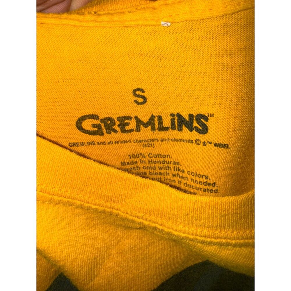 Gremlins "Don't Feed After Midnight" Yellow Graphic T-Shirt Unisex S - Picture 3 of 3